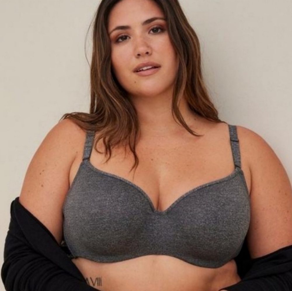 Torrid Curve Full Coverage Grey Bra Size 40h - image 1